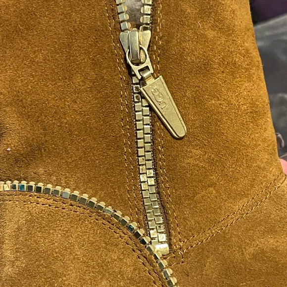 RARE UGG FLORENCE WOMEN BOOTS SUEDE CHESTNUT  Gold Zipper. Size 7  Like New! - Picture 9 of 9